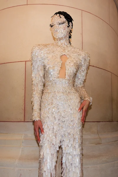 Look 18